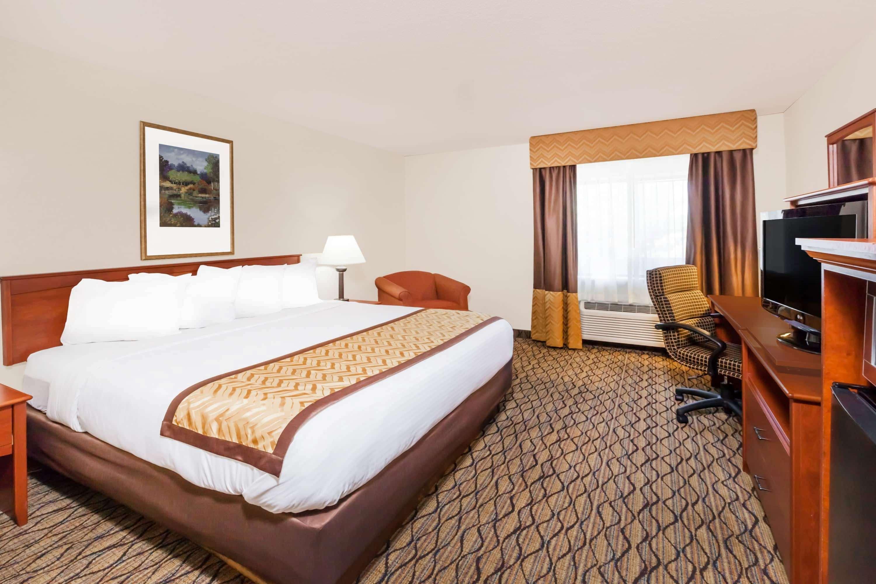 Baymont By Wyndham Grand Rapids Airport Hotell Cascade Eksteriør bilde